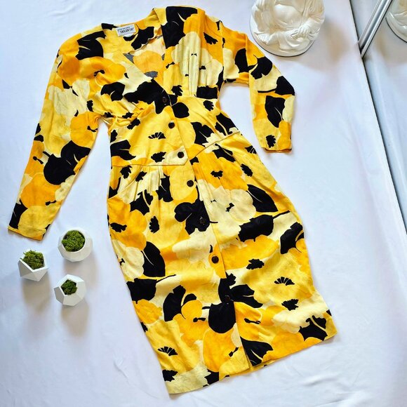 Bold Vintage Canadian Black and Yellow Floral Sundress - Picture 9 of 15
